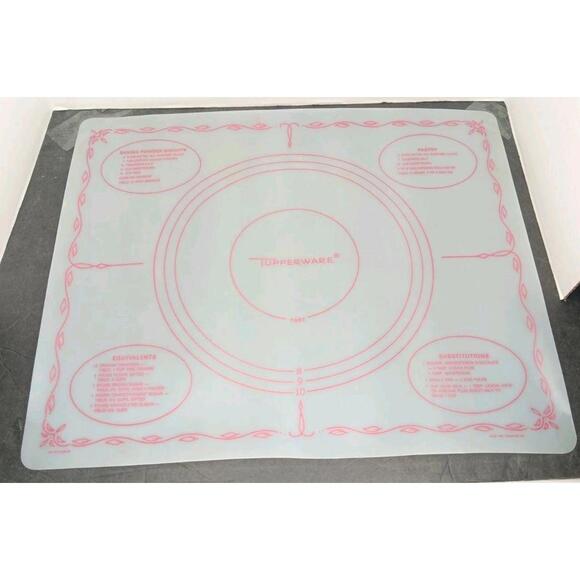 Tupperware Pastry Baking Mat Sheet 18” x 22” Vintage 1965 Dart - Picture 1 of 8